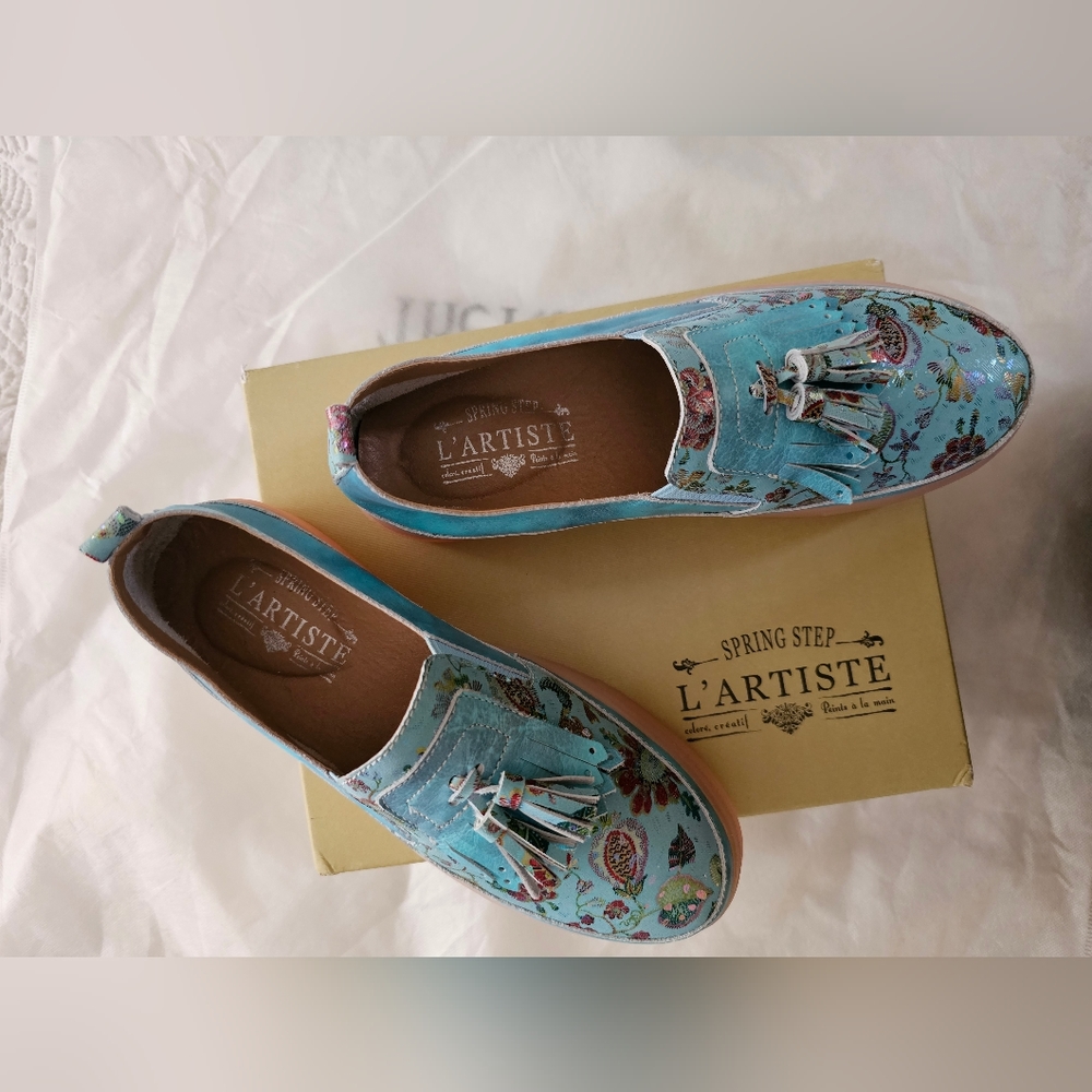 L'Artiste Turquoise Blu Platforms Sz 9